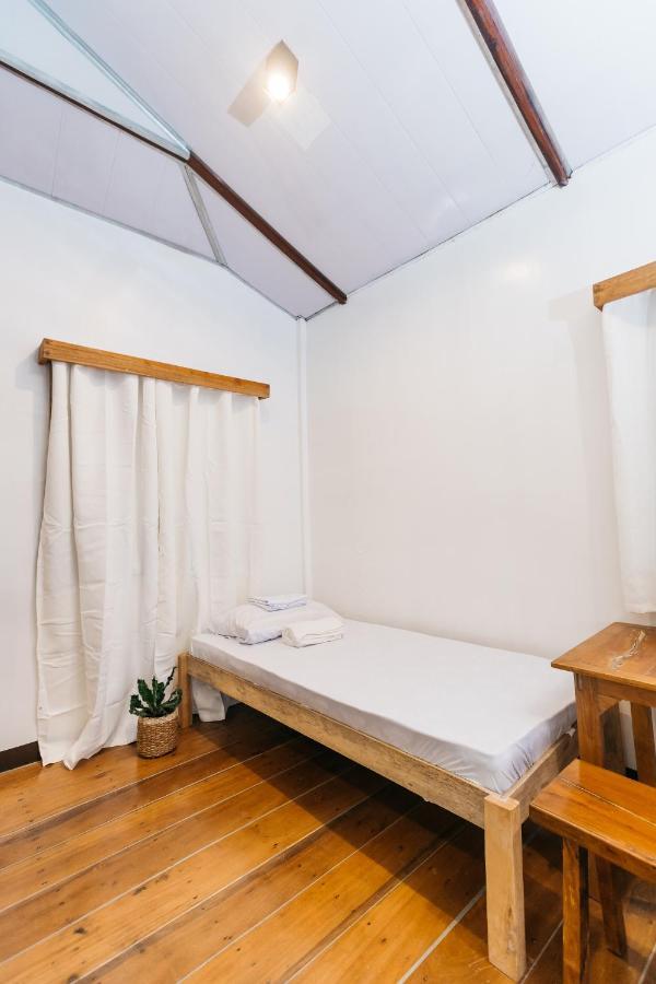 Higala Hostel Siargao General Luna  Eksteriør billede